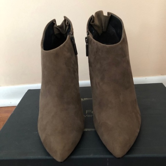 Women's suede boots. Booties. Leather. Size 10 - Picture 6 of 8